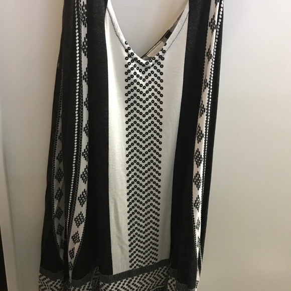 Anthropologie (AKEMI + KIN) Small Top - Picture 7 of 7